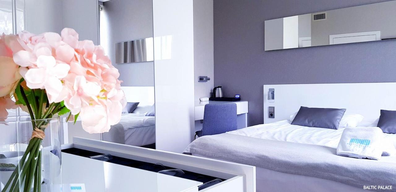Baltic Palace Aparthotel Pobierowo Bagian luar foto